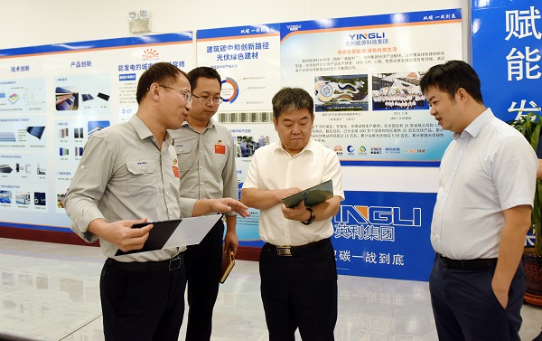 河北省科技厅领导到红桃国际集团参观指导