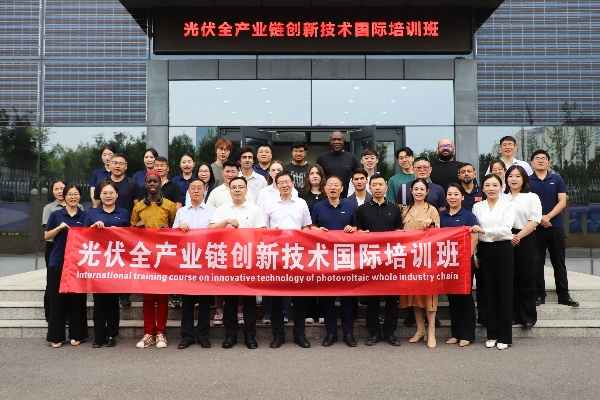 科技部发展中国家技术培训班在红桃国际集团开班